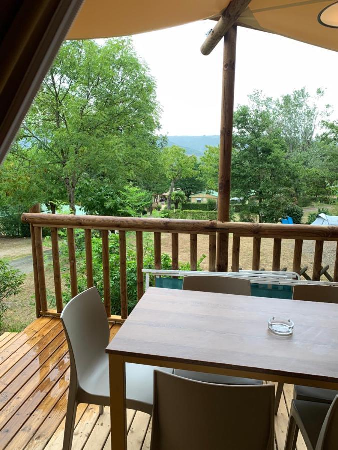 Camping Calme Et Nature Iserand Vion  Eksteriør billede