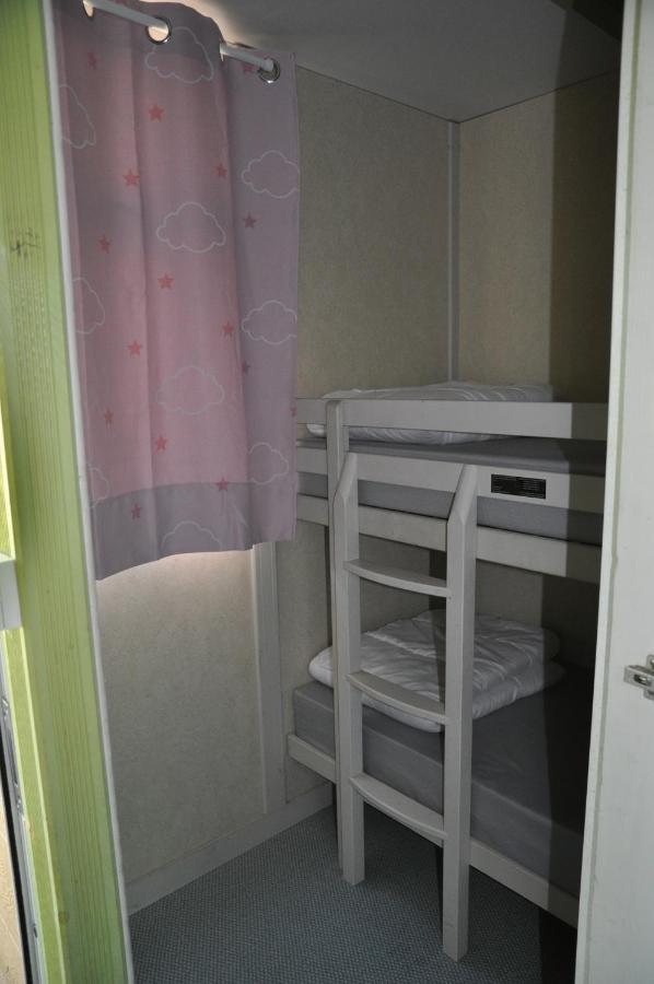 Camping Calme Et Nature Iserand Vion  Eksteriør billede